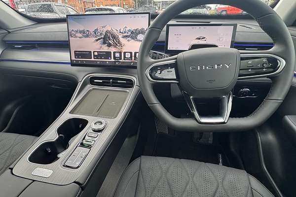 2025 Chery Tiggo 8 Super Hybrid Ultimate T31