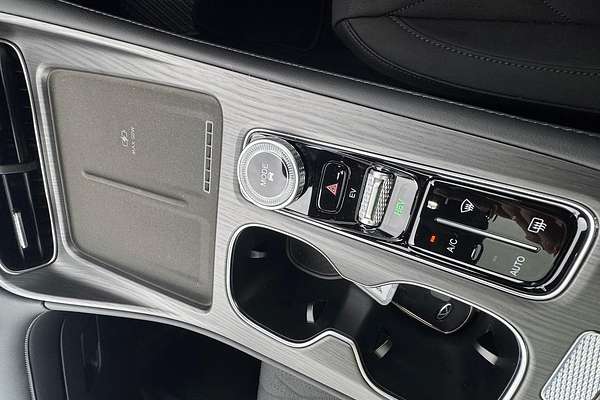 2025 Chery Tiggo 8 Super Hybrid Ultimate T31