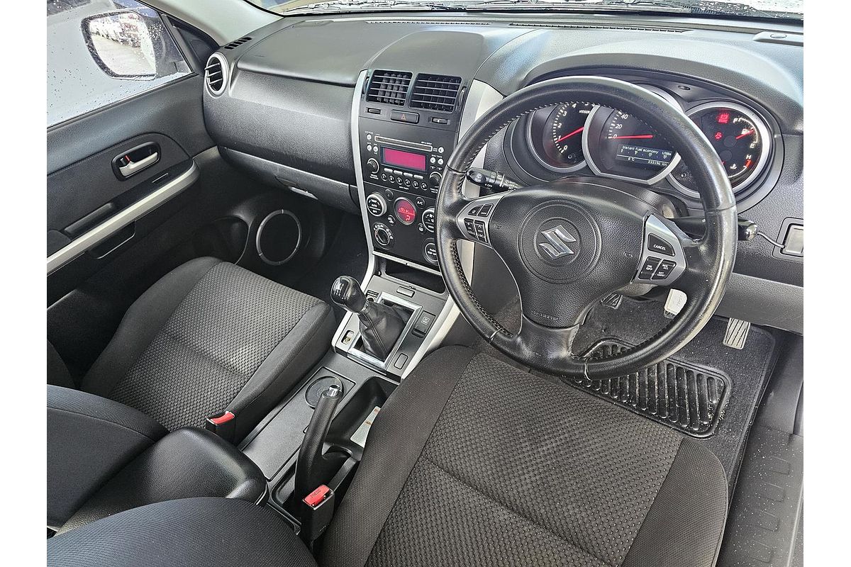 2010 Suzuki Grand Vitara JB