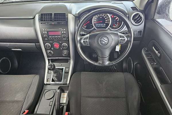 2010 Suzuki Grand Vitara JB