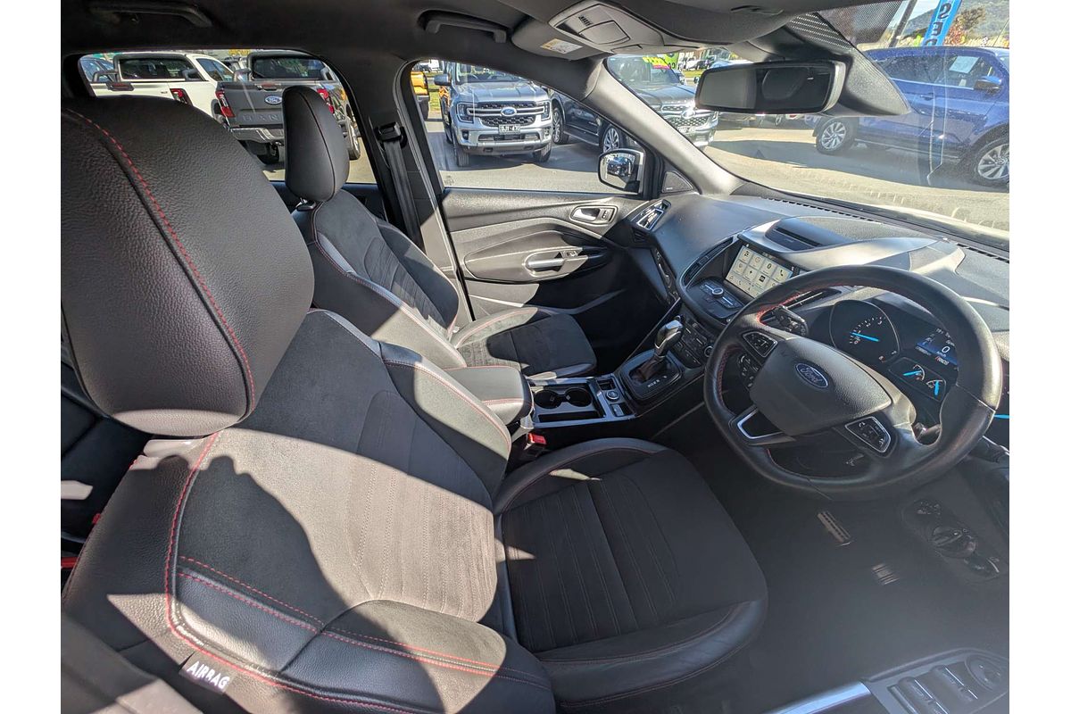 2018 Ford Escape ST-Line ZG