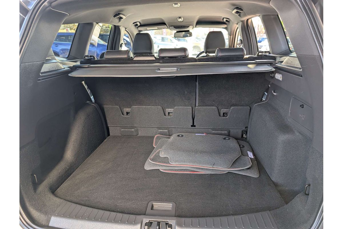 2018 Ford Escape ST-Line ZG