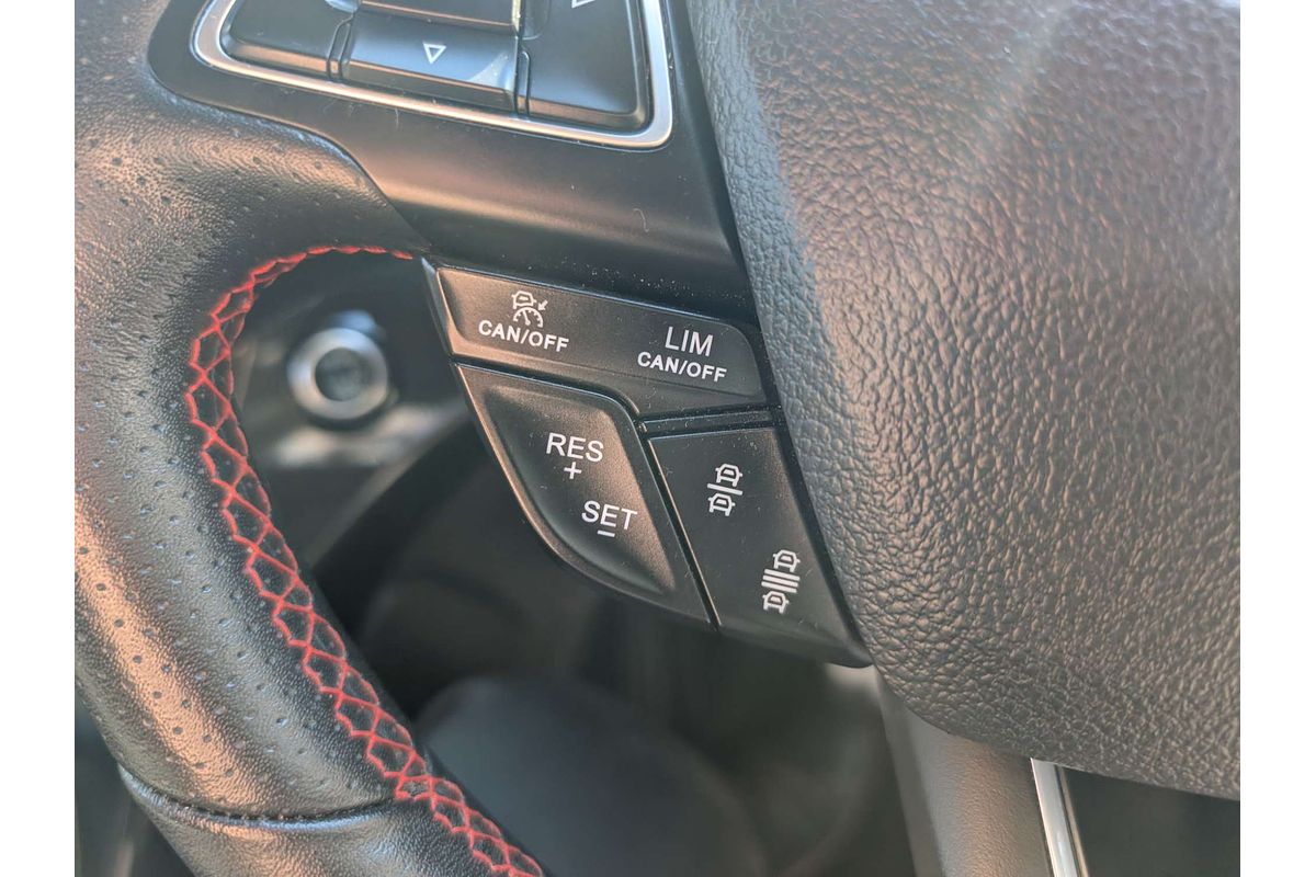 2018 Ford Escape ST-Line ZG