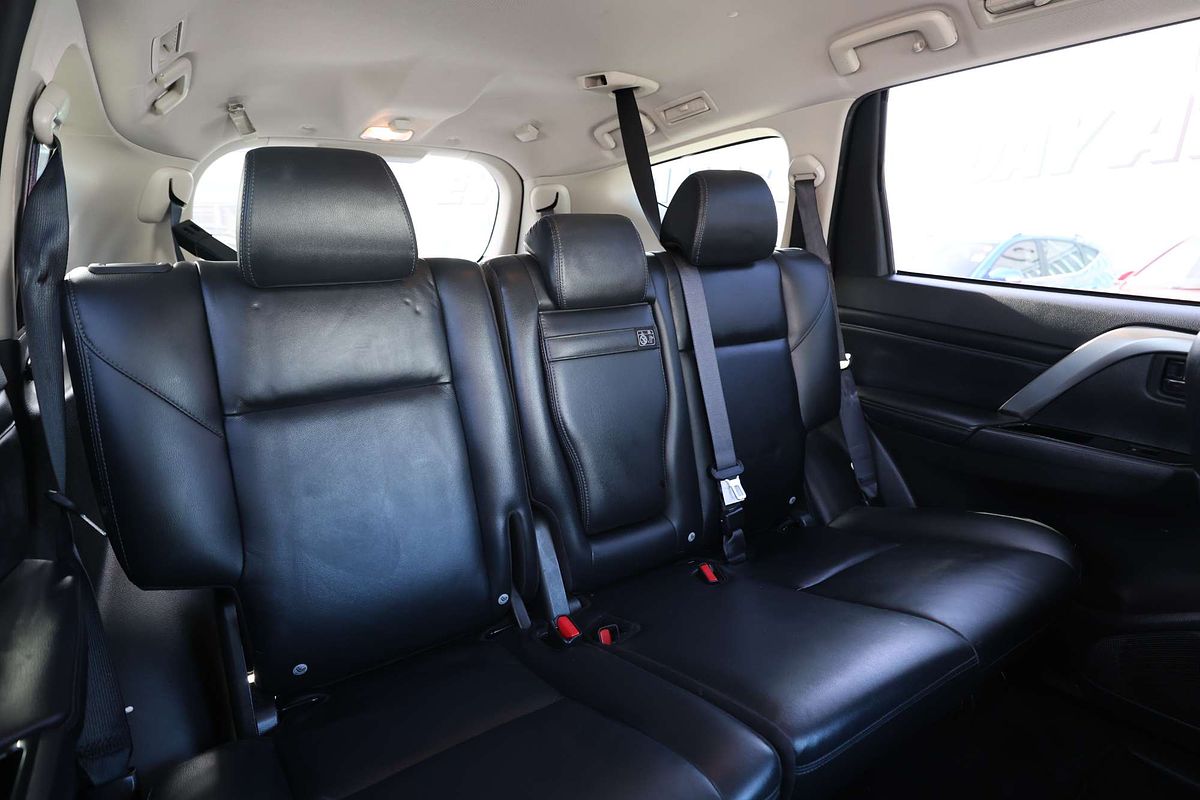 2021 Mitsubishi Pajero Sport GLS QF