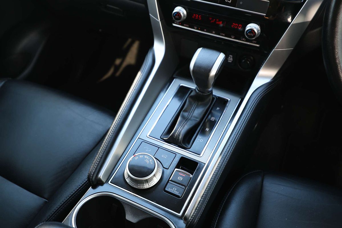 2021 Mitsubishi Pajero Sport GLS QF