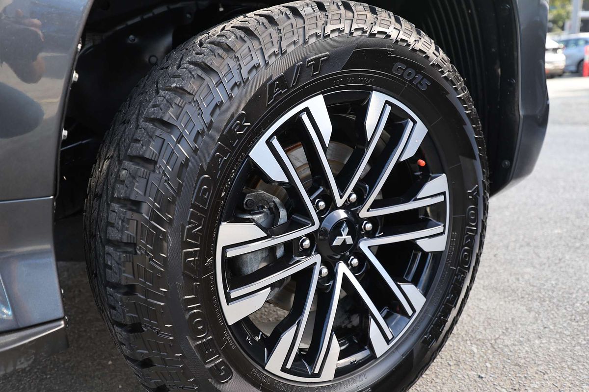 2021 Mitsubishi Pajero Sport GLS QF