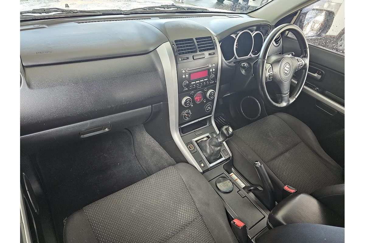 2010 Suzuki Grand Vitara JB