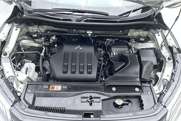 2024 Mitsubishi Eclipse Cross LS YB