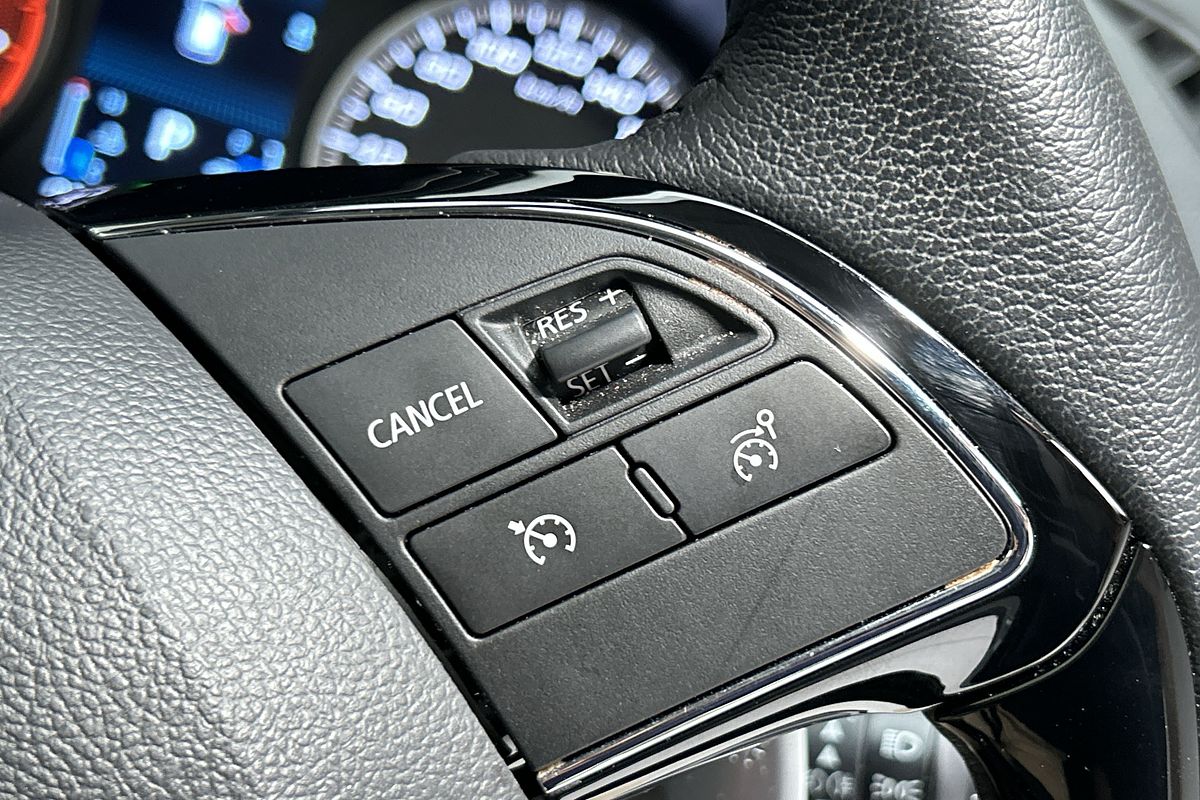 2024 Mitsubishi Eclipse Cross LS YB