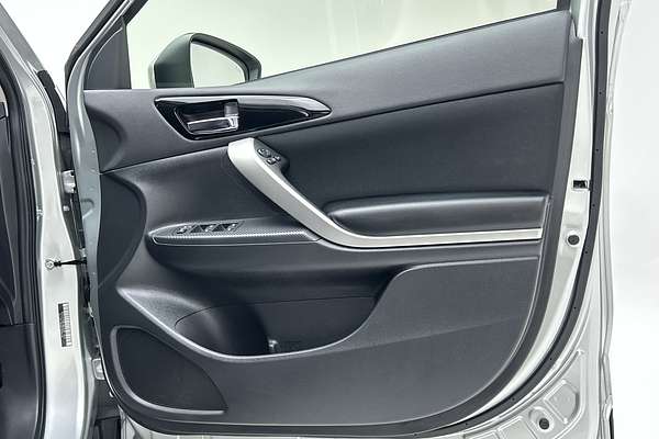 2024 Mitsubishi Eclipse Cross LS YB