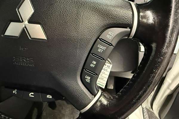 2021 Mitsubishi Pajero GLX NX