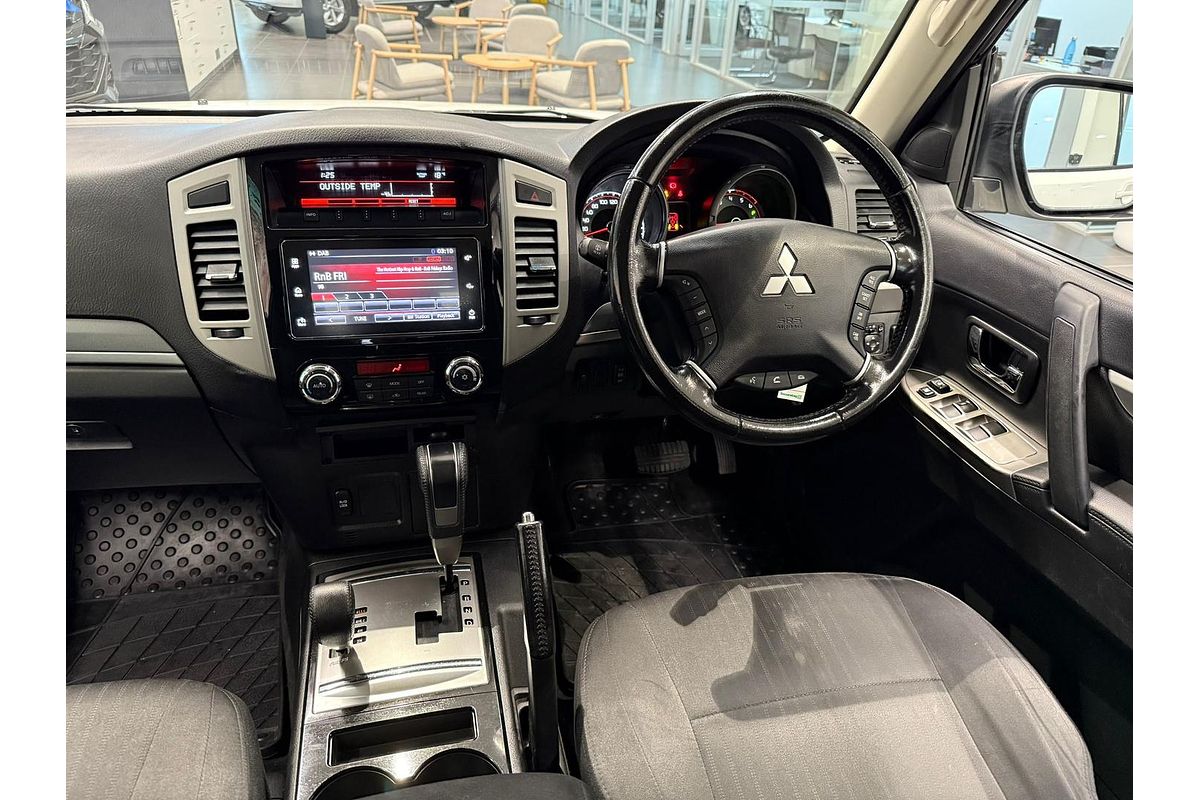 2021 Mitsubishi Pajero GLX NX
