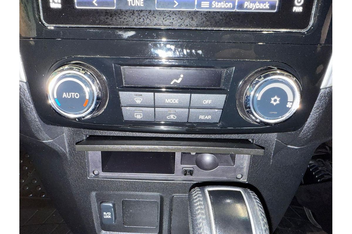 2021 Mitsubishi Pajero GLX NX