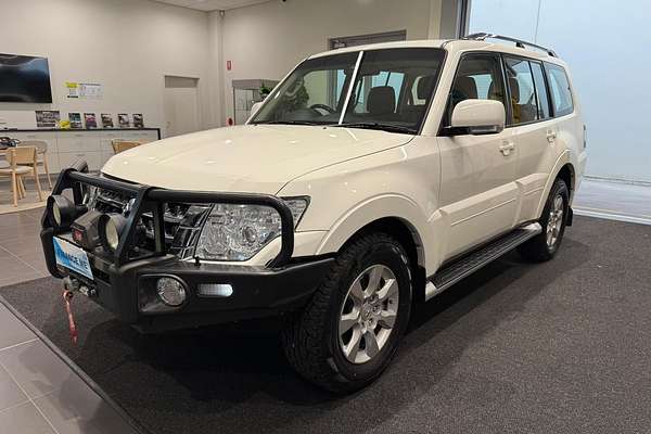 2021 Mitsubishi Pajero GLX NX