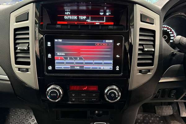 2021 Mitsubishi Pajero GLX NX