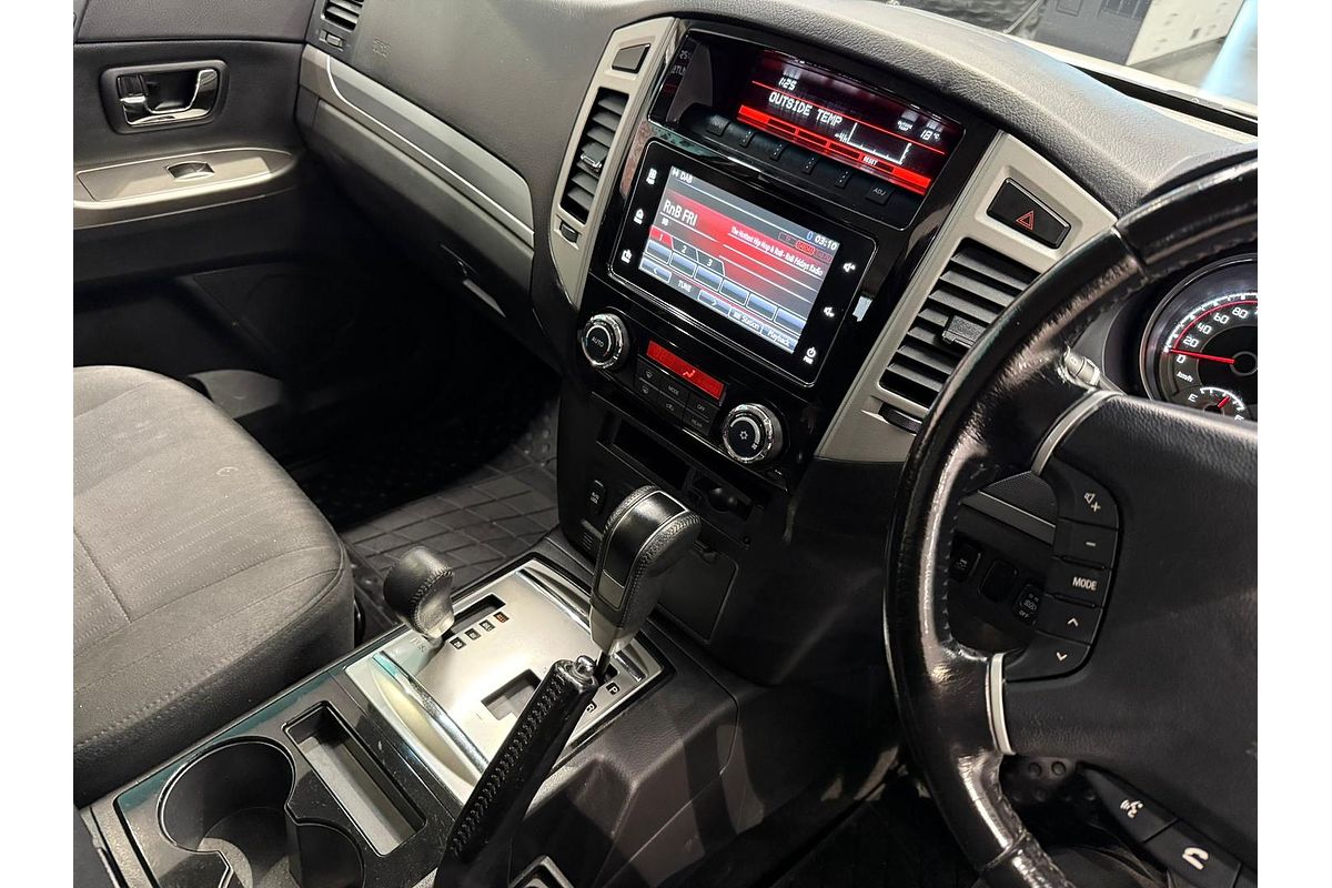 2021 Mitsubishi Pajero GLX NX