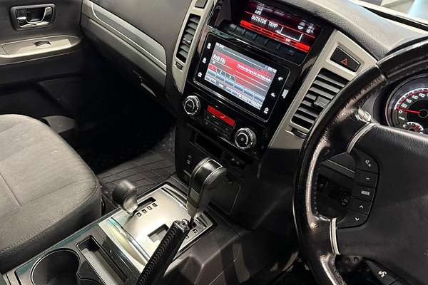 2021 Mitsubishi Pajero GLX NX