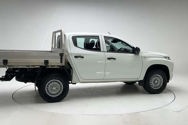 2022 Mitsubishi Triton GLX MR 4X4