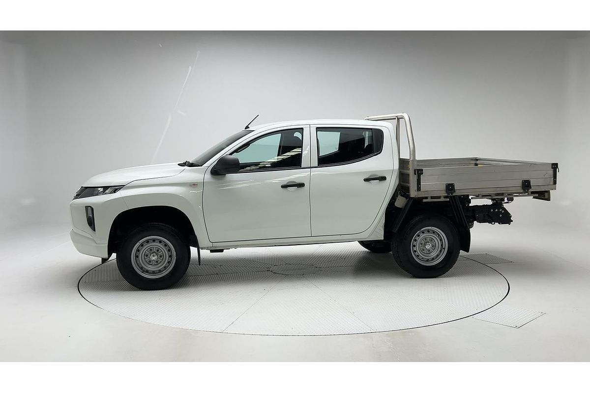 2022 Mitsubishi Triton GLX MR 4X4