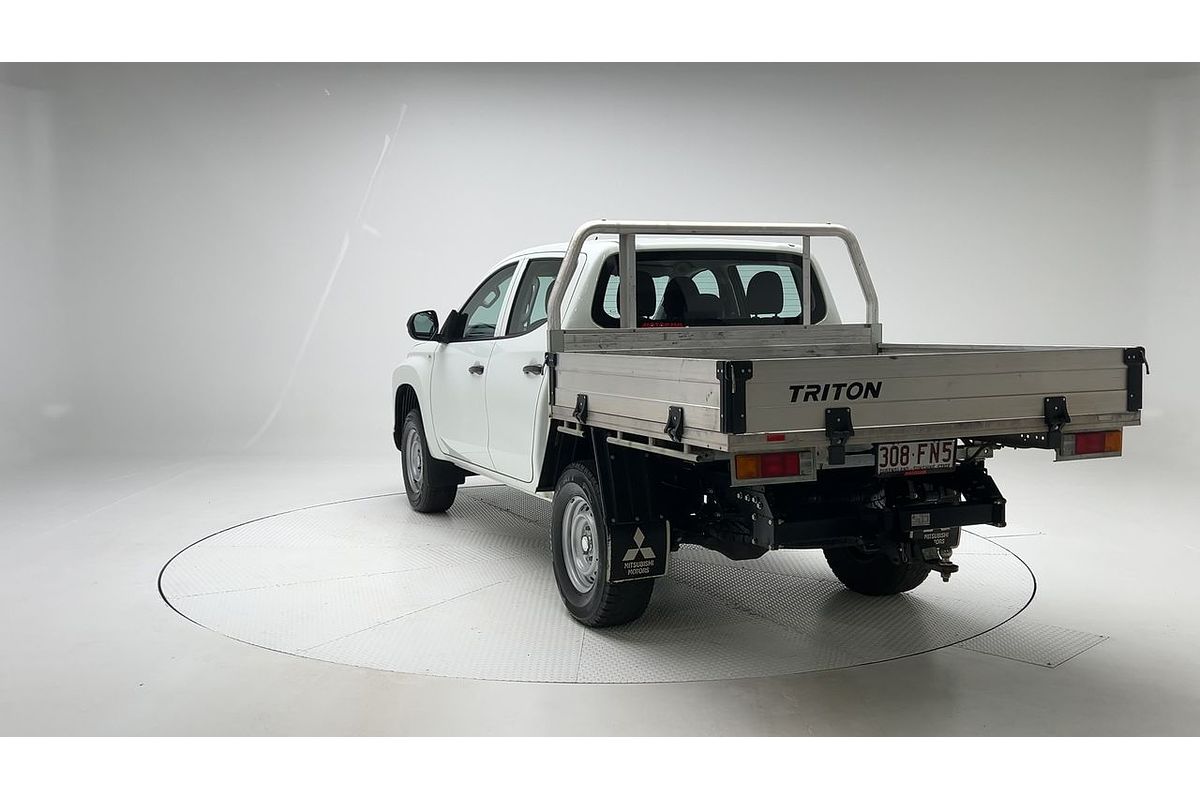 2022 Mitsubishi Triton GLX MR 4X4