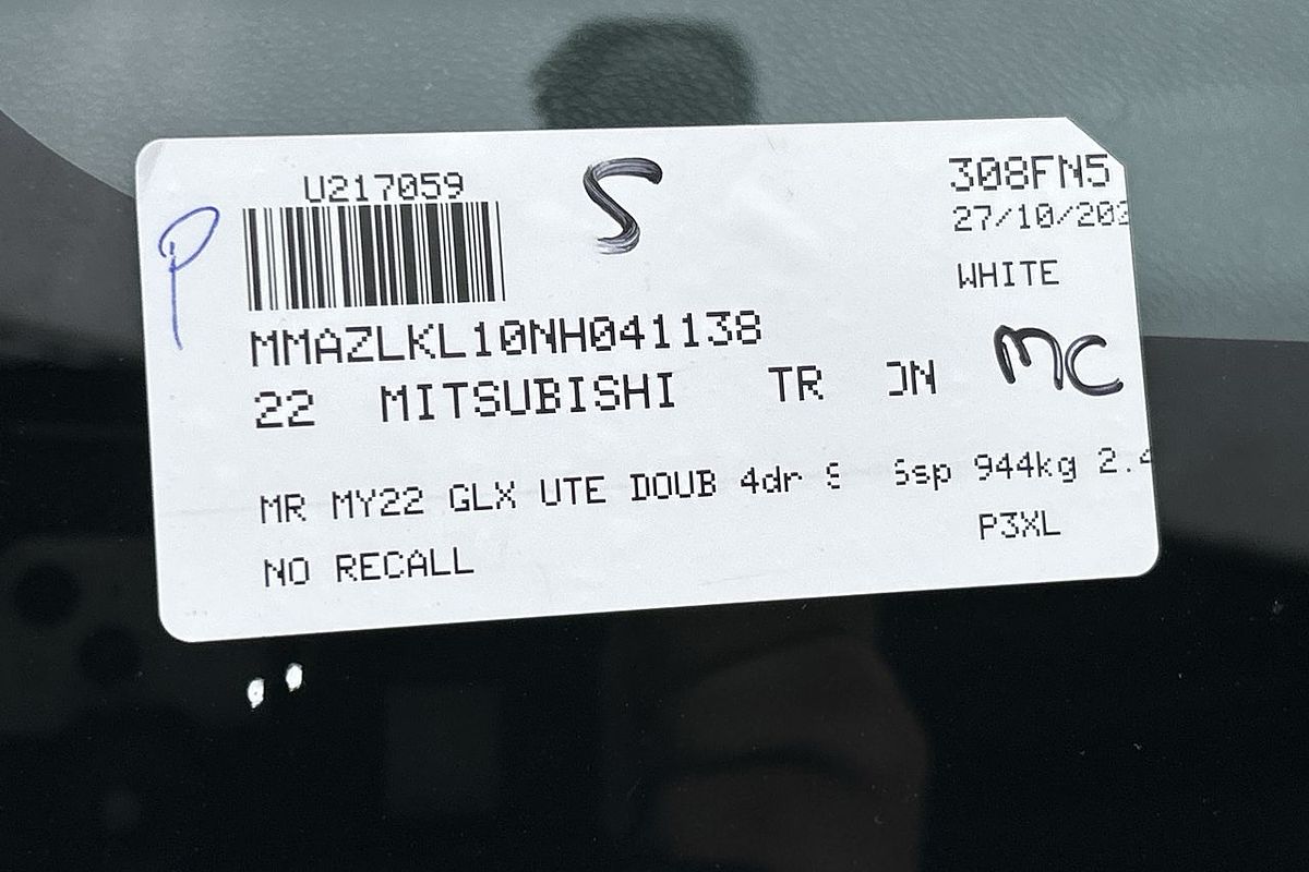 2022 Mitsubishi Triton GLX MR 4X4