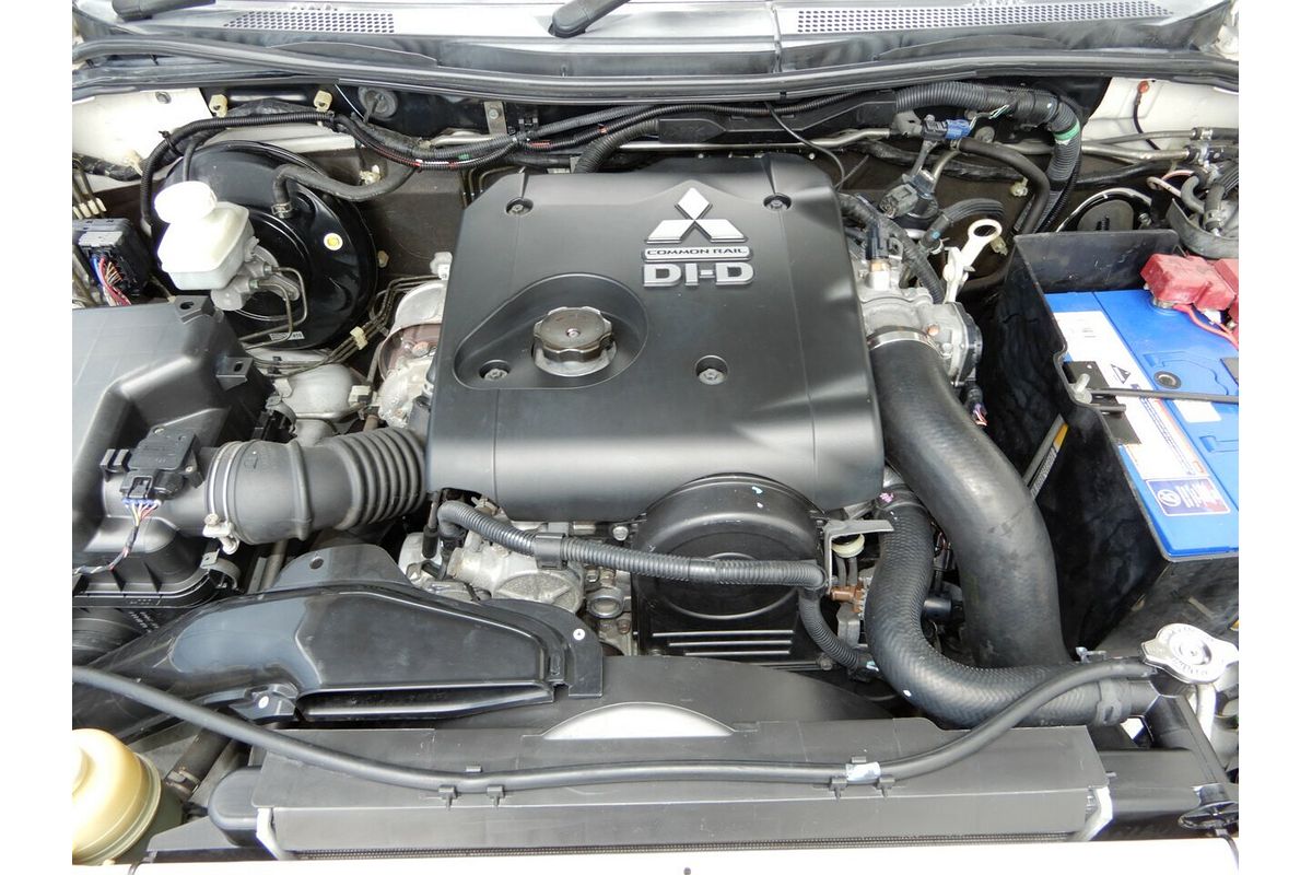 2014 Mitsubishi Triton GLX MN 4X4