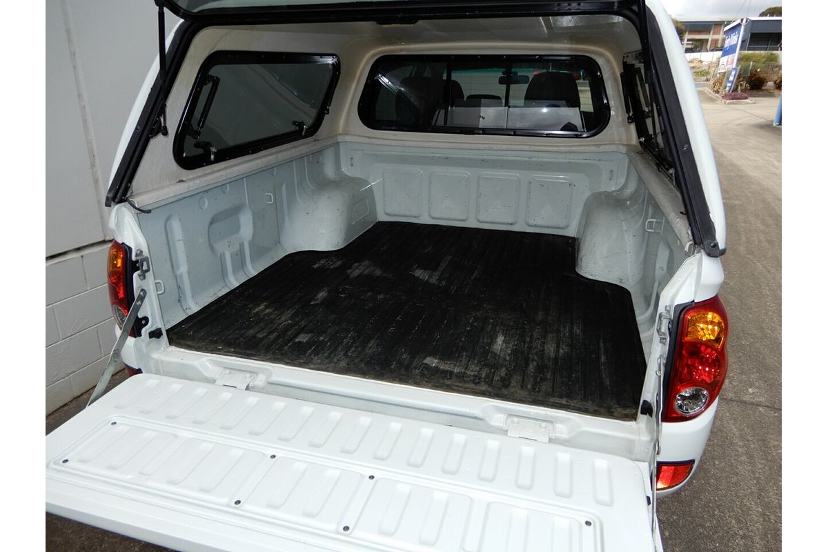 2014 Mitsubishi Triton GLX MN 4X4