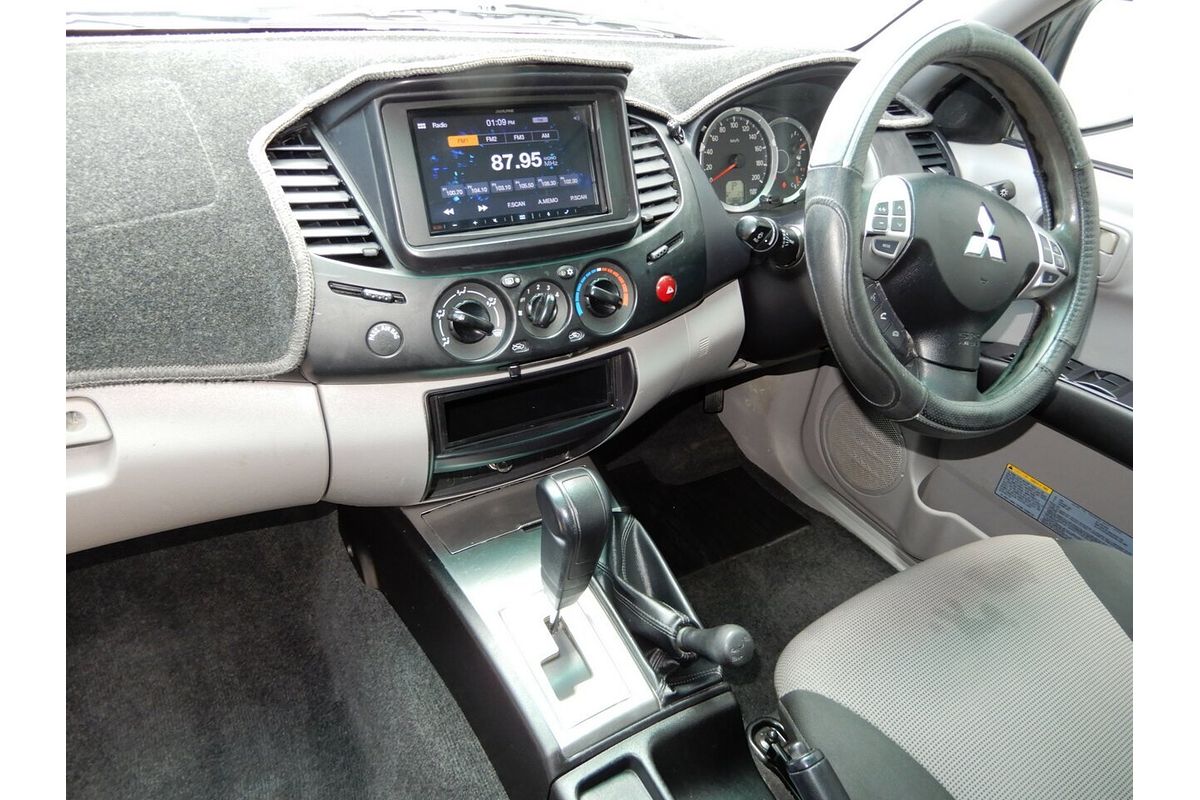 2014 Mitsubishi Triton GLX MN 4X4