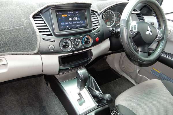 2014 Mitsubishi Triton GLX MN 4X4