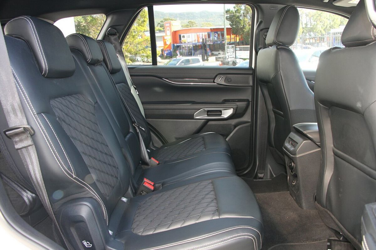 2024 Ford Everest Platinum 3.0L
