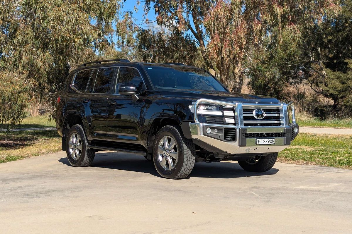 2023 Toyota Landcruiser VX FJA300R