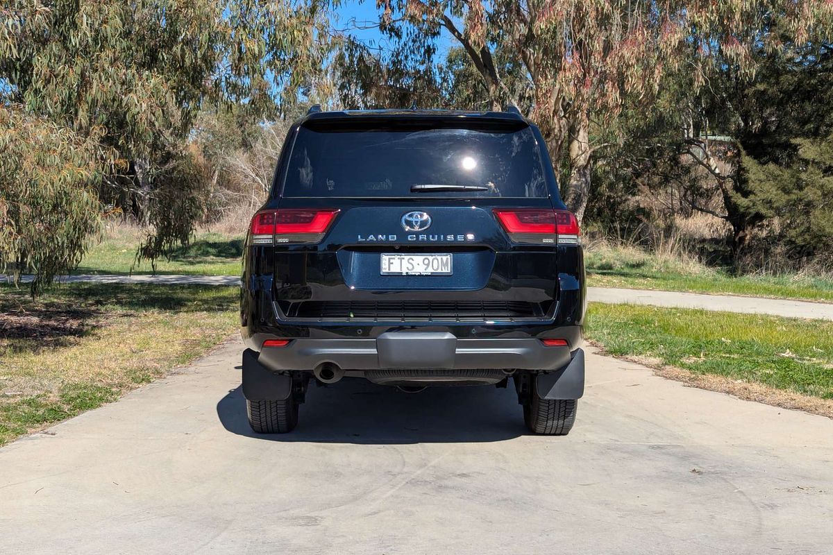 2023 Toyota Landcruiser VX FJA300R