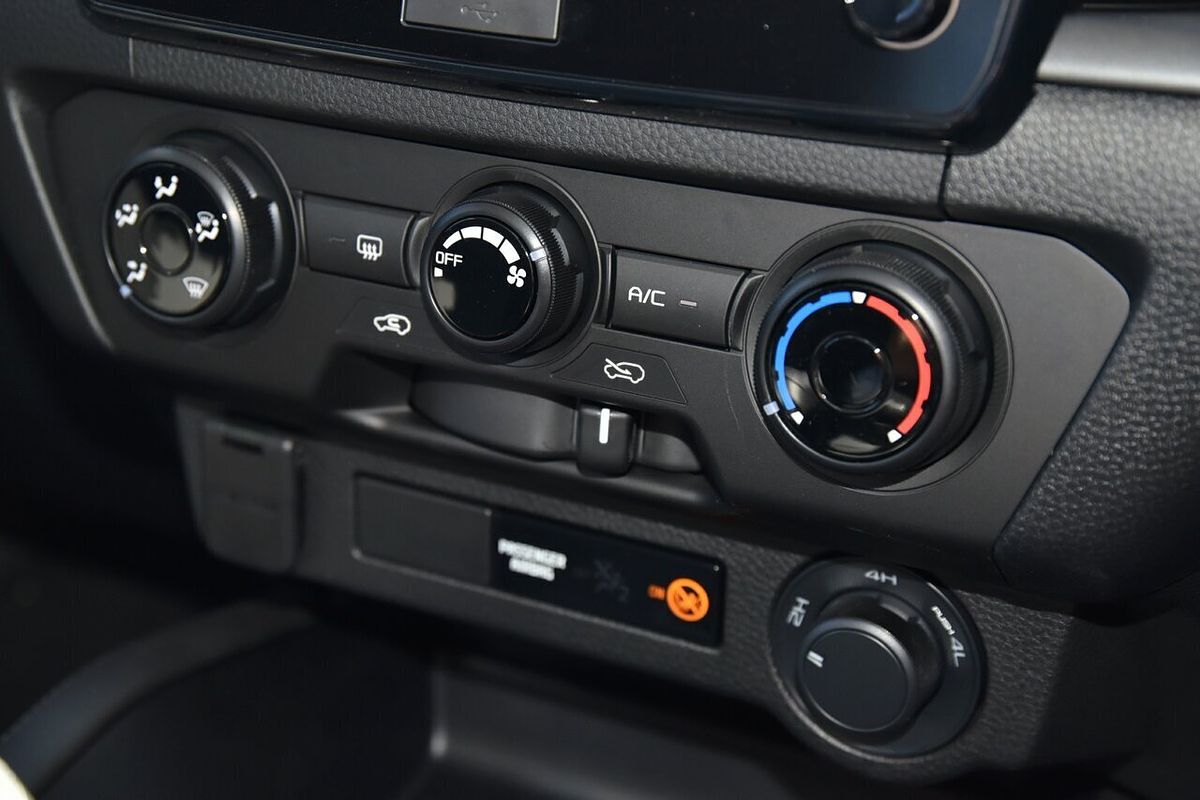 2025 Mazda BT-50 XT TF 4X4