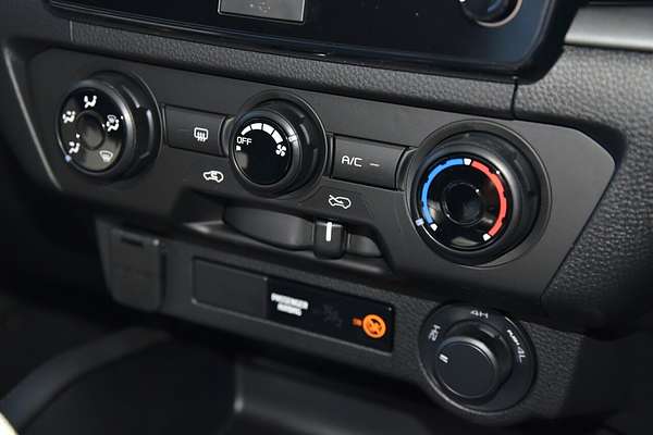 2025 Mazda BT-50 XT TF 4X4