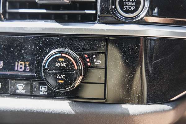 2025 Nissan Pathfinder ST-L R53