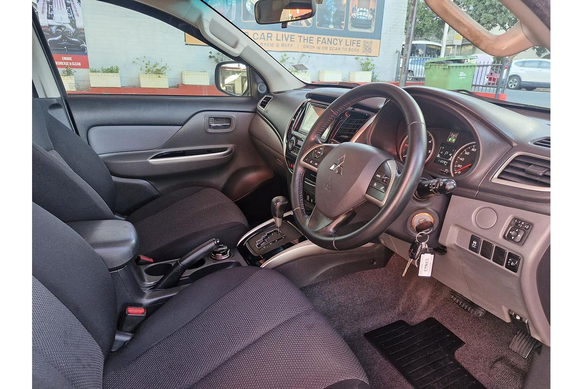 2015 Mitsubishi Triton GLS MQ 4X4
