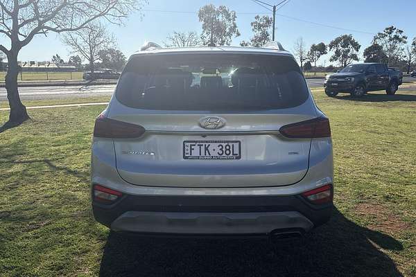 2020 Hyundai Santa Fe Active TM.2