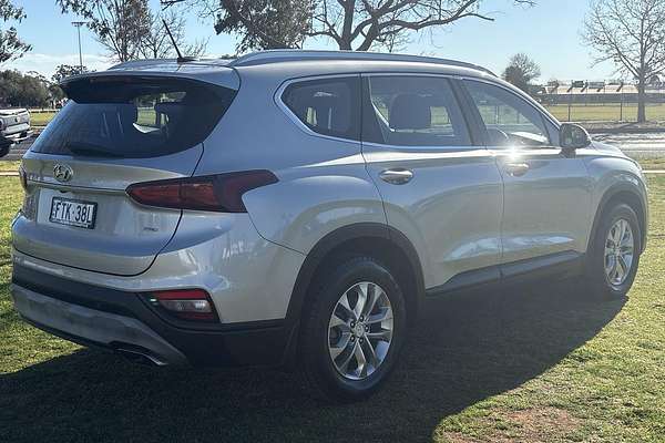 2020 Hyundai Santa Fe Active TM.2