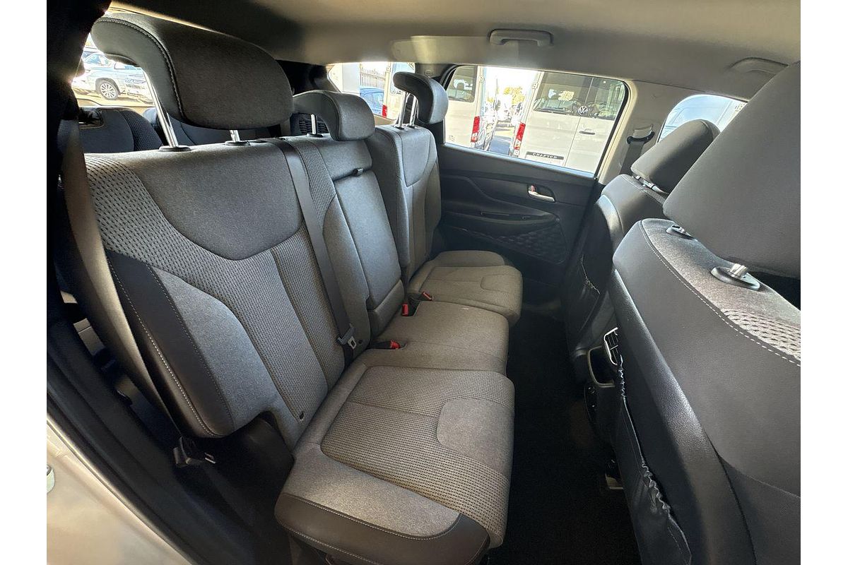 2020 Hyundai Santa Fe Active TM.2