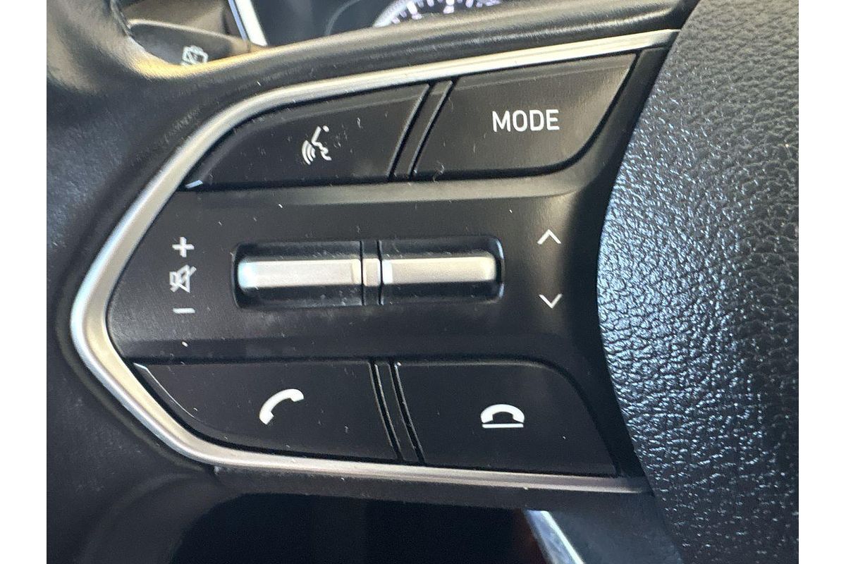 2020 Hyundai Santa Fe Active TM.2