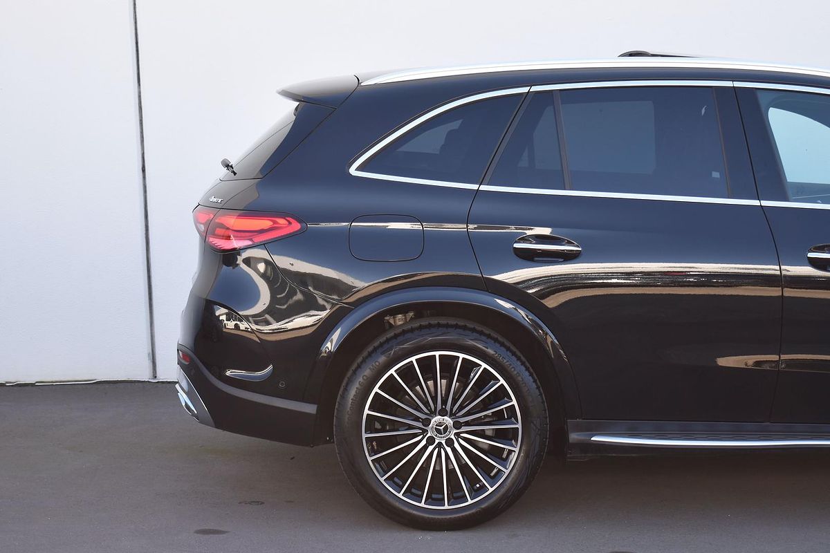 2024 Mercedes-Benz GLC-Class GLC300 X254