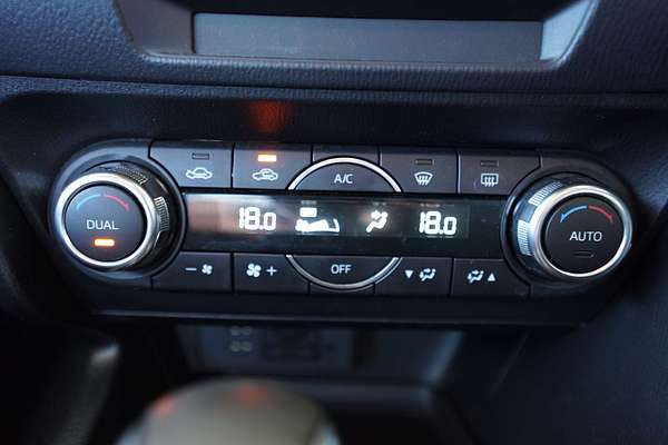 2018 Mazda MAZDA3 MAZDA3 MAXX SPORT 300KAS4M