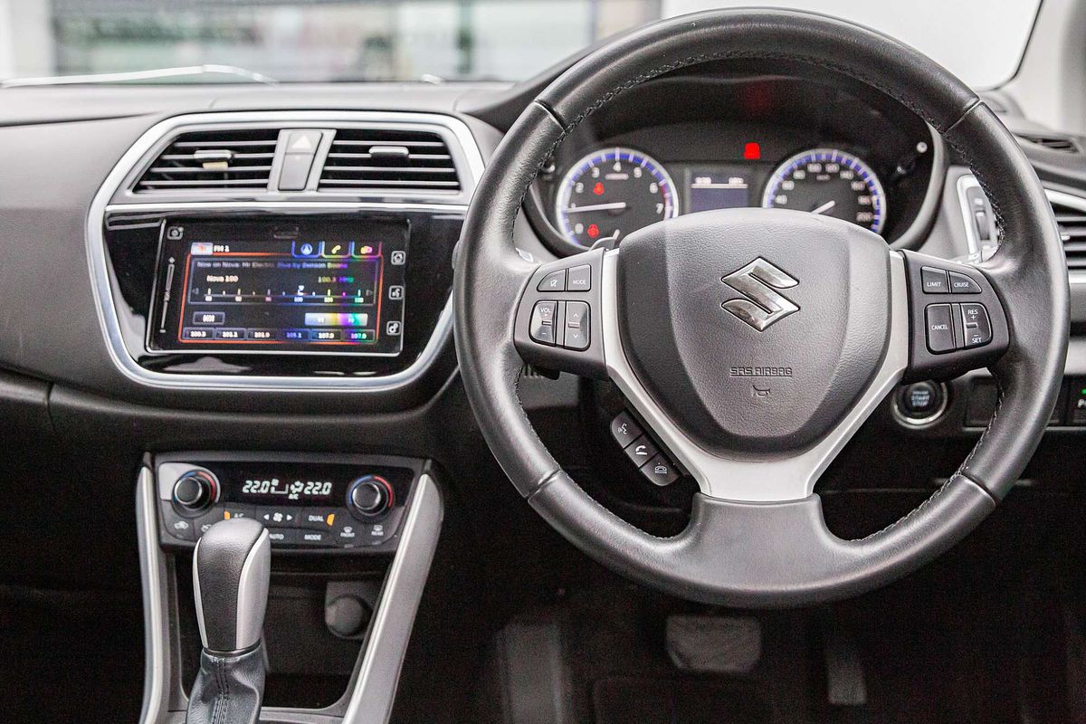 2020 Suzuki S-Cross Turbo Prestige JY