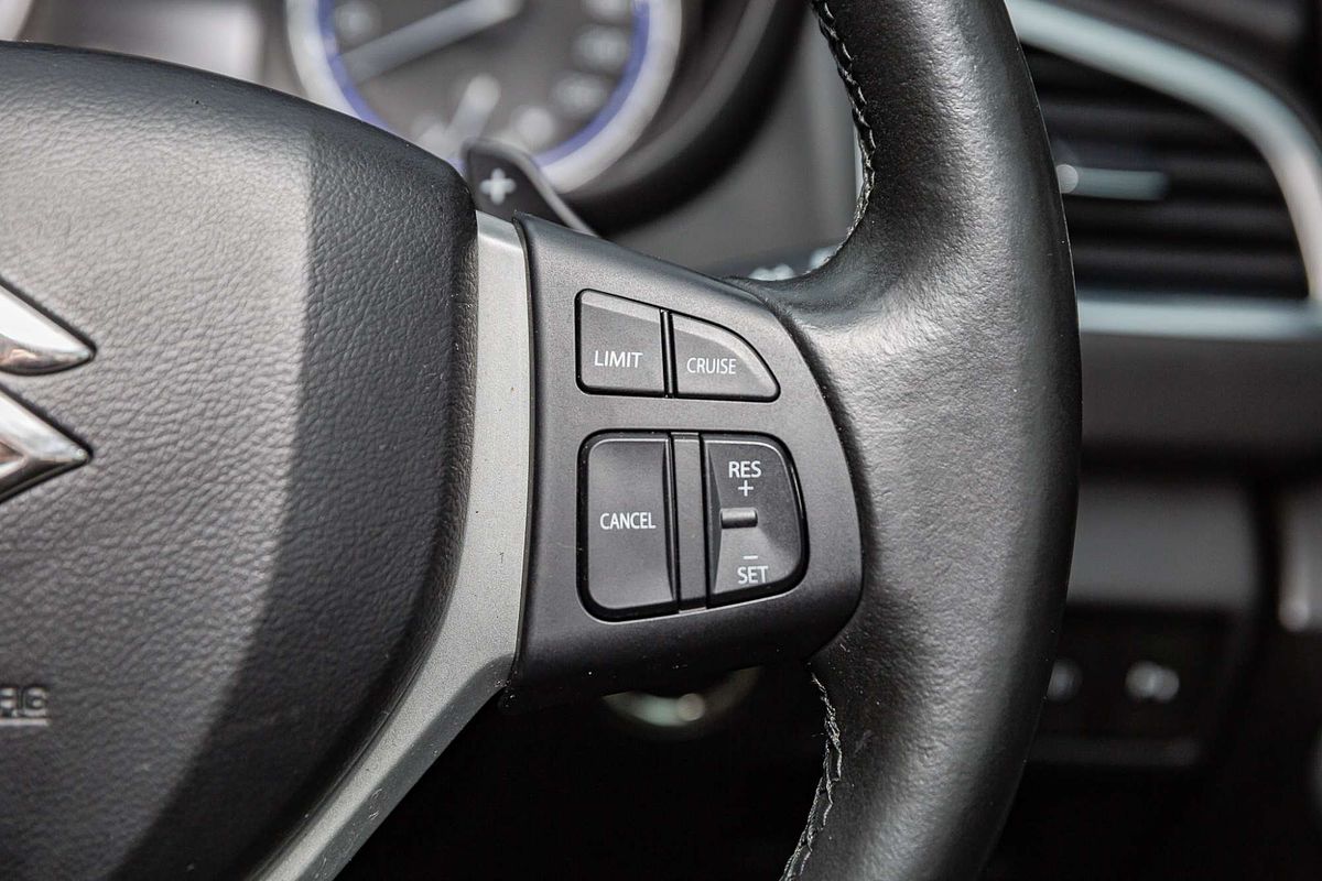 2020 Suzuki S-Cross Turbo Prestige JY