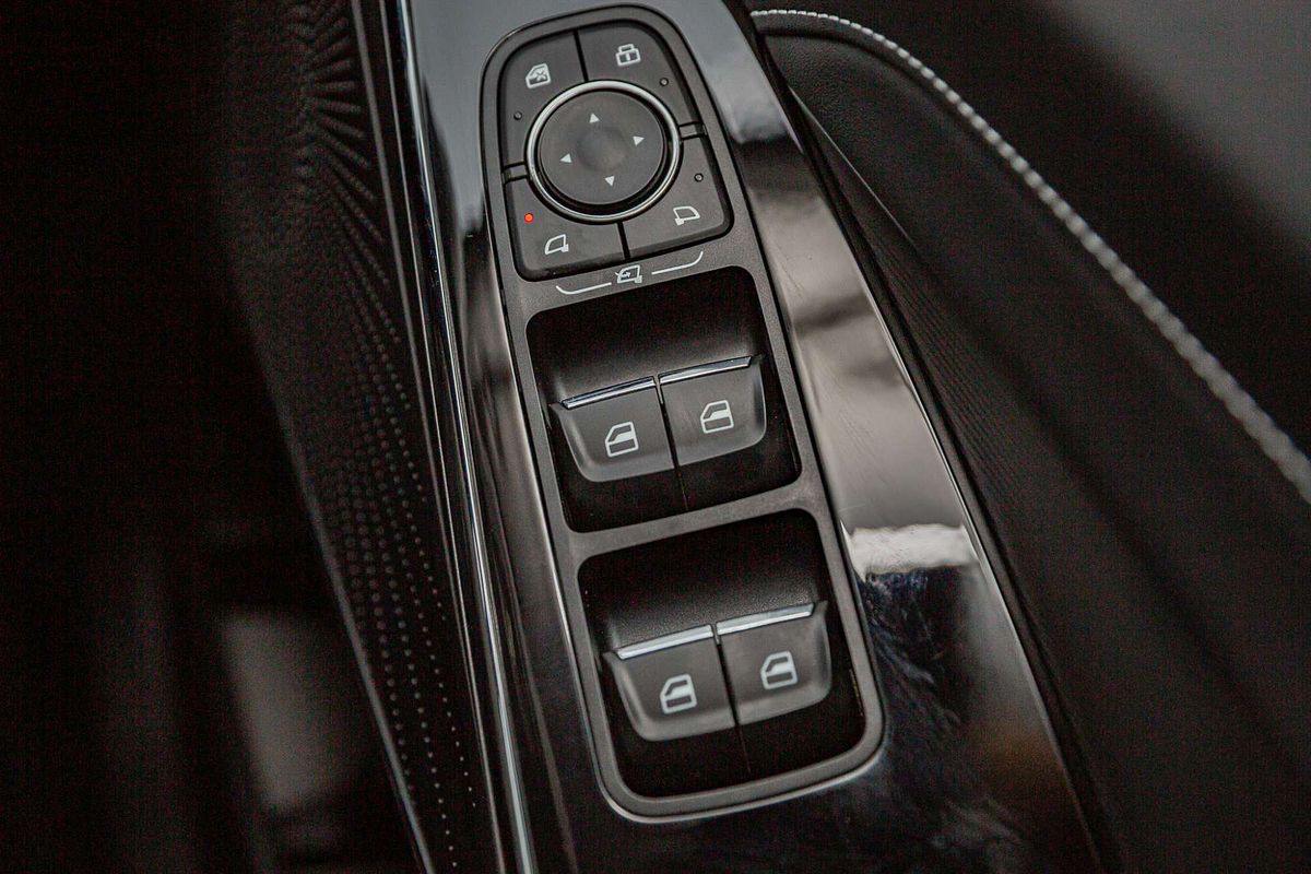 2024 GWM Haval H6 Lux B01