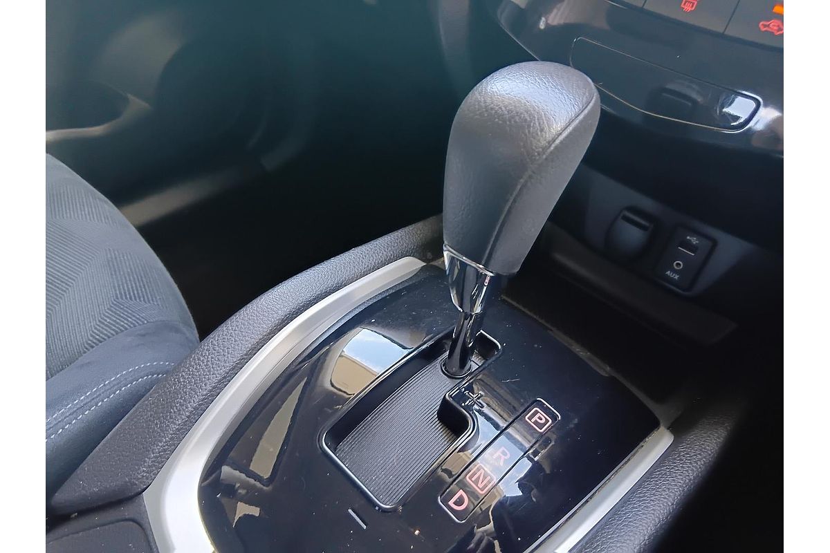2016 Nissan X-TRAIL ST T32