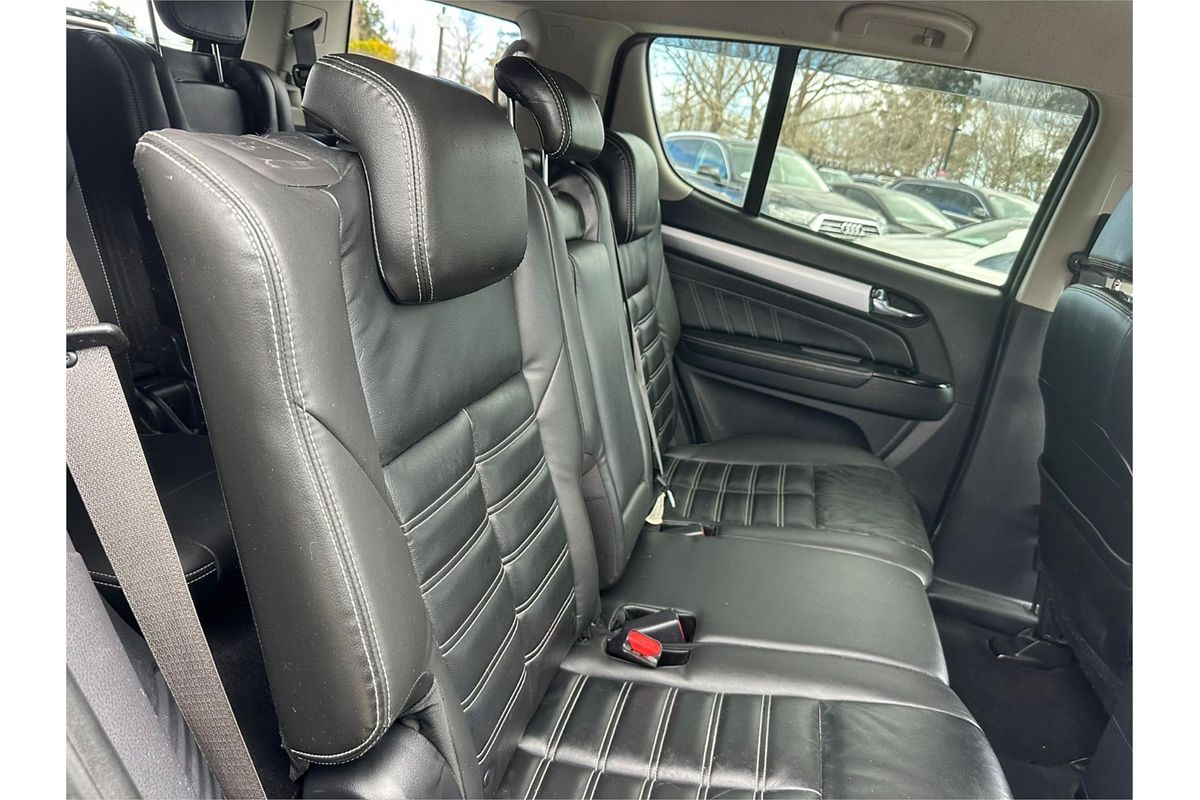 2019 Isuzu MU-X LS-T