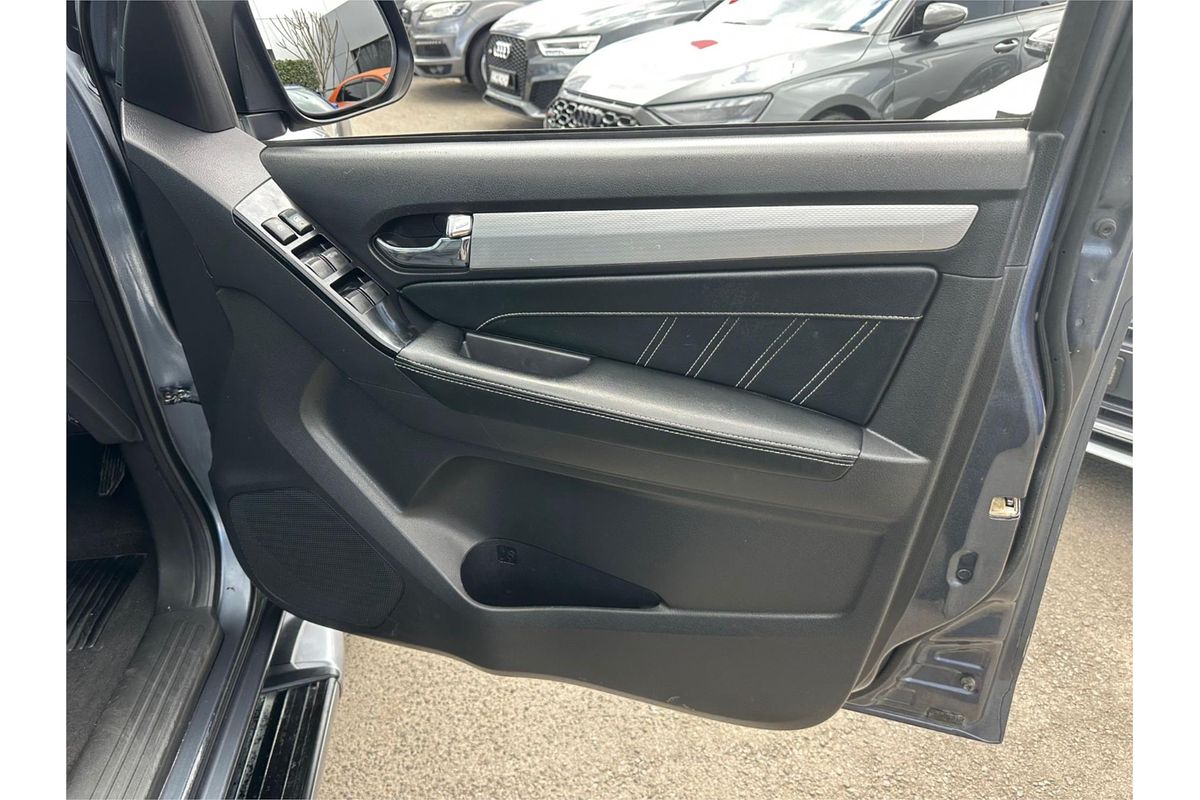 2019 Isuzu MU-X LS-T