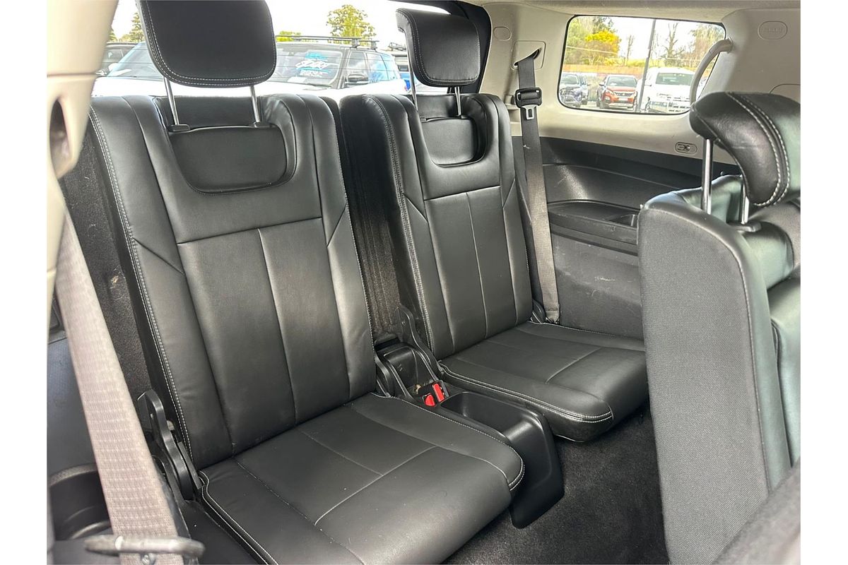 2019 Isuzu MU-X LS-T