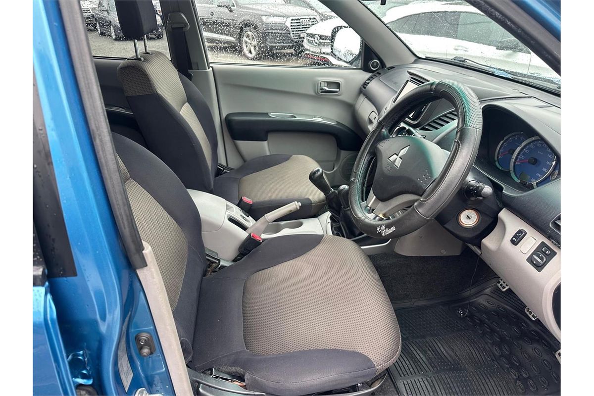 2008 Mitsubishi Triton GLX-R ML 4X4